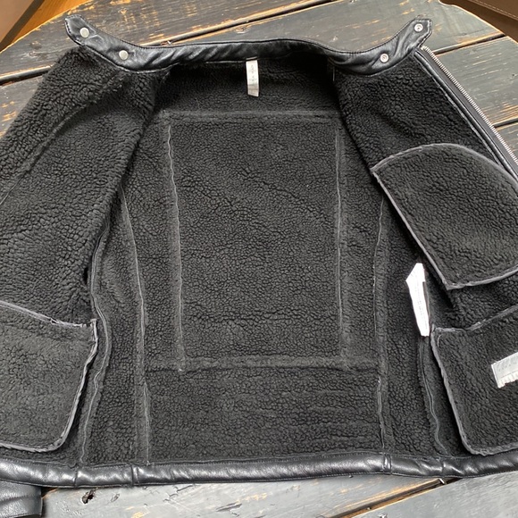 Zara Man Fleece Lined Vegan Leather Jacket with Silver Zipper Hardware - Picture 16 of 17